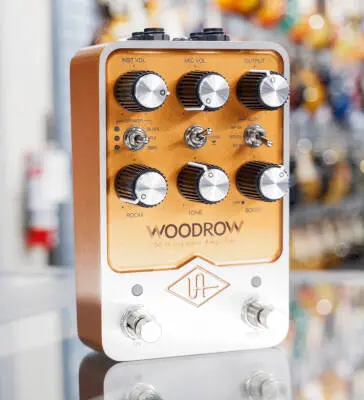 Universal Audio - UAFX Woodrow '55 Instrument Amplifier Pedal